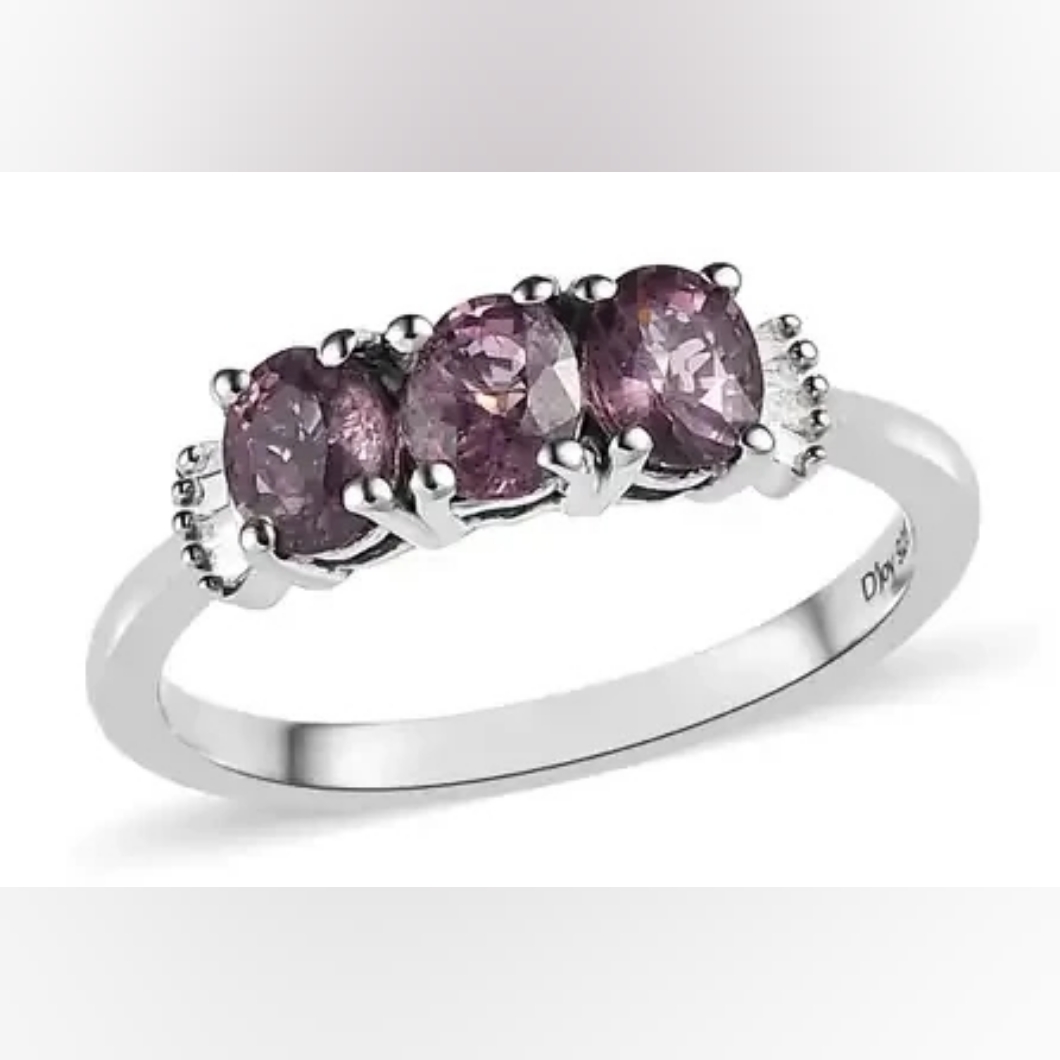 Tanzanian Lavender Spinel And Diamond Ring In Vermeil Yg Over Sterling Silver